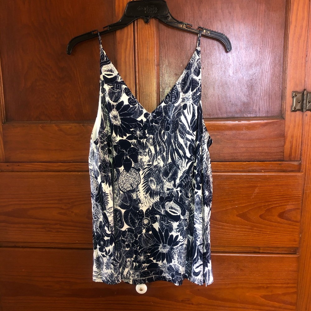 Tank top - Picture 2 of 4